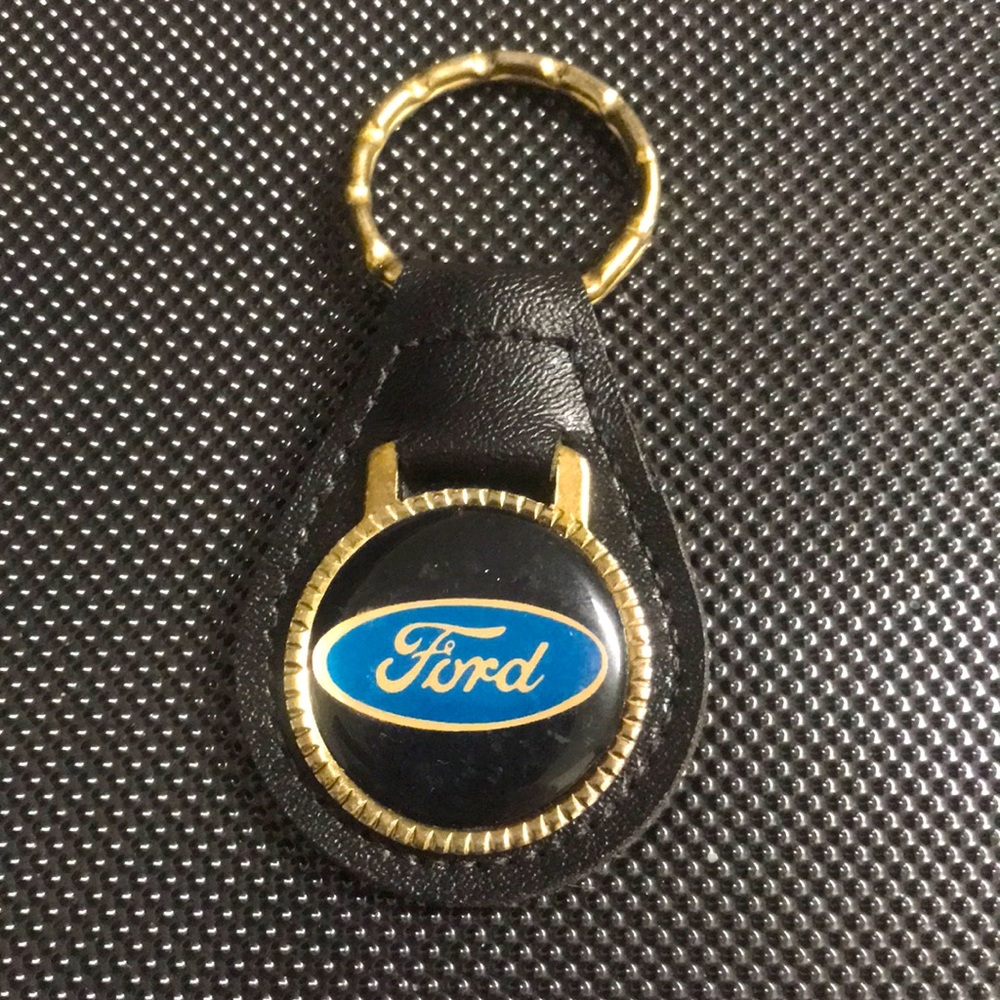 Ford pendant keychain
